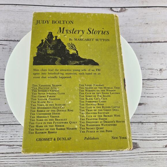 The Haunted Attic A Judy Bolton Mystery by Margaret Sutton - Picture 3 of 15